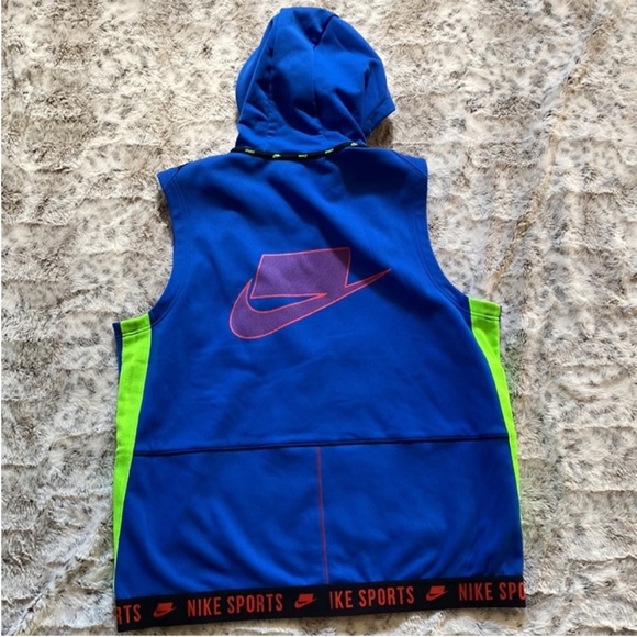 Nike Therma NSP Sleeveless zip T-Shirt vest
XL BNWT - Picture 7 of 7